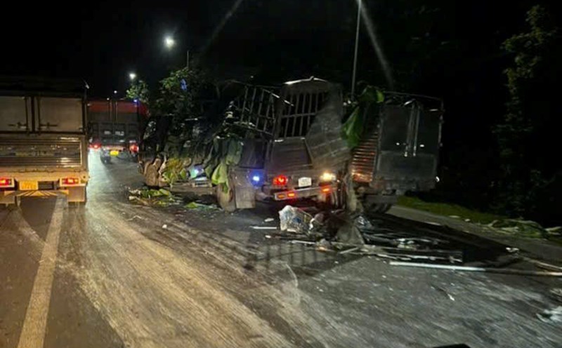 Scene of the multi- truck accident on National Highway 20, Dong Nai province. Photo: Provided by the people