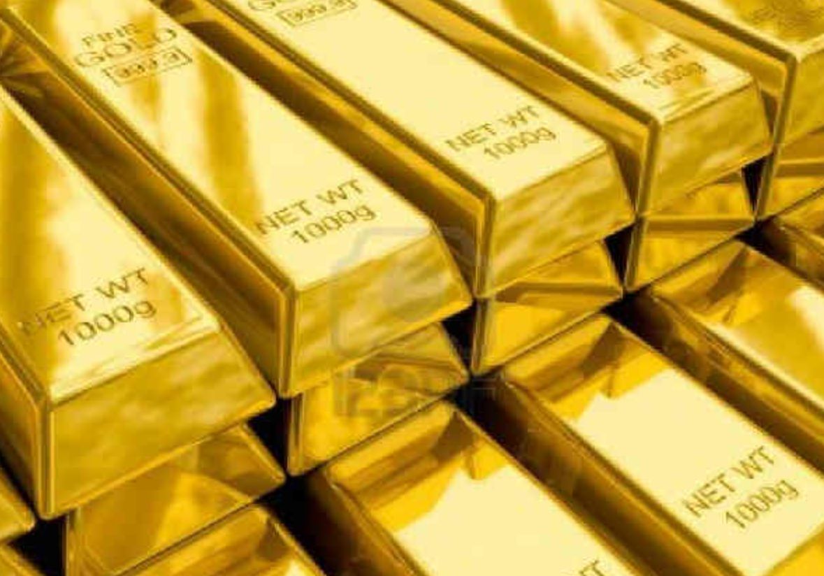 World gold price fluctuated at 3,272.7 USD/ounce at 6:00 a.m. on June 29, 2025. Photo: Xinhua