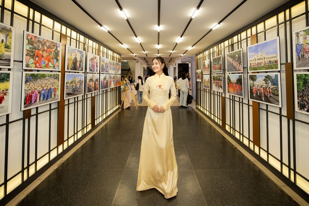 Hoa hậu Nguyễn Thanh Hà tích cực quảng bá hình ảnh người phụ nữ Việt