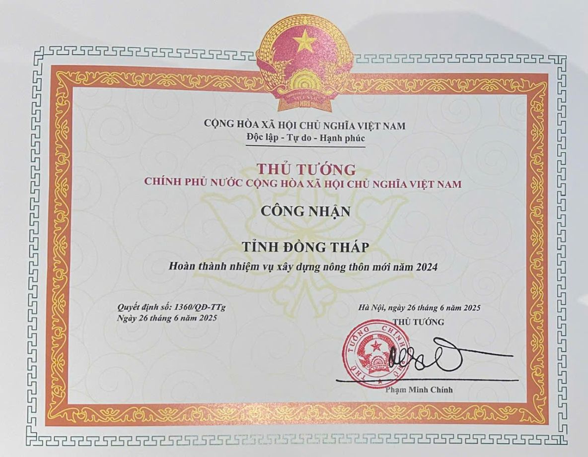 Quyet dinh cua Thu tuong Chinh phu cong nhan tinh Dong Thap “Hoan thanh nhiem vu xay dung nong thon moi nam 2024“. Anh: Lam Dien