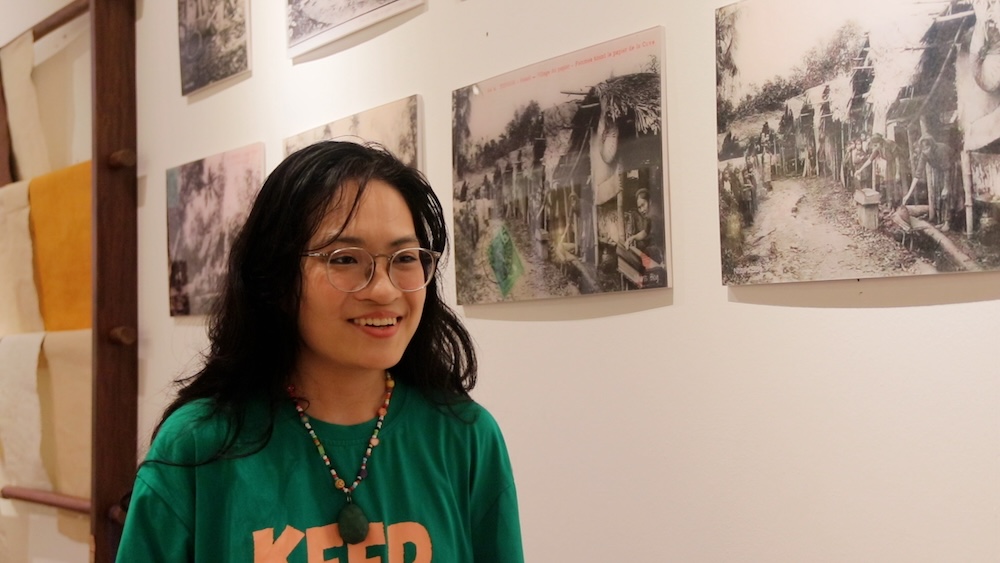 Hanoi youth hope to have more products from Ke Buoi Do paper. Photo: Nguyen Linh