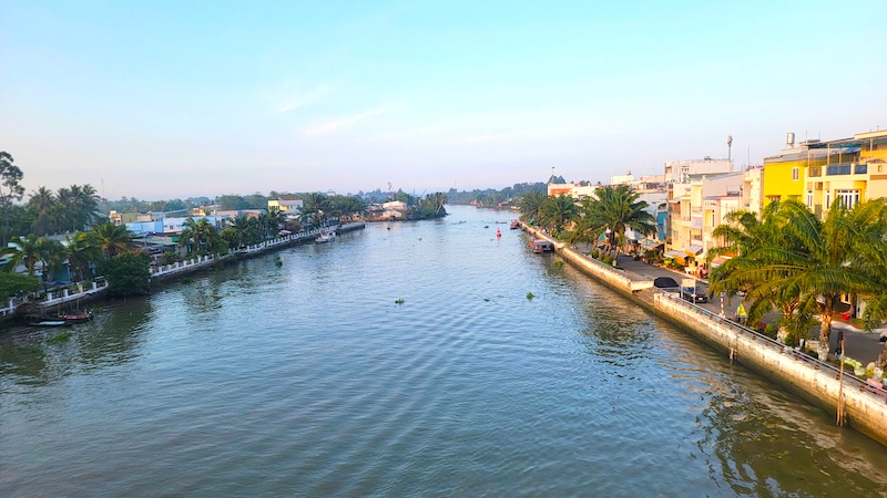 Khong gian du lich tren dong song Nga Bay - noi duoc ky vong se phat trien hon sau khi thuc hien sap nhap. Anh: Phong Linh.