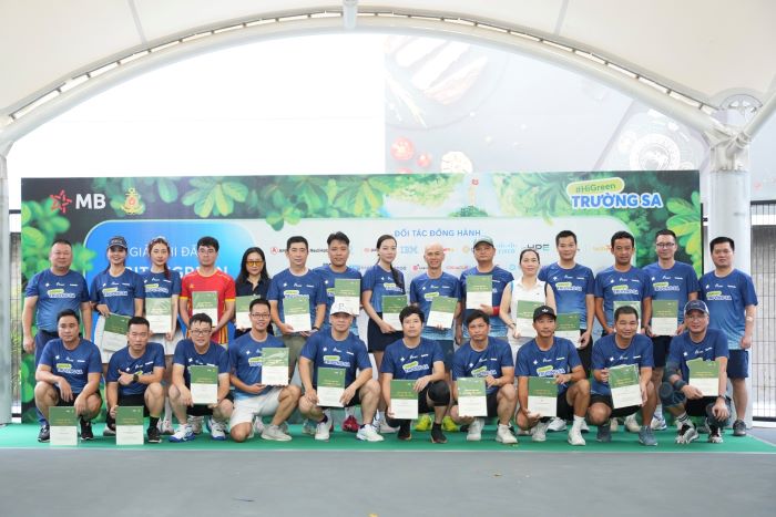 Dai dien MB cung cac tap doan, doi tac trong nuoc va quoc te tham gia Giai dau MBIT HiGreen Pickleball 2025. Anh MB