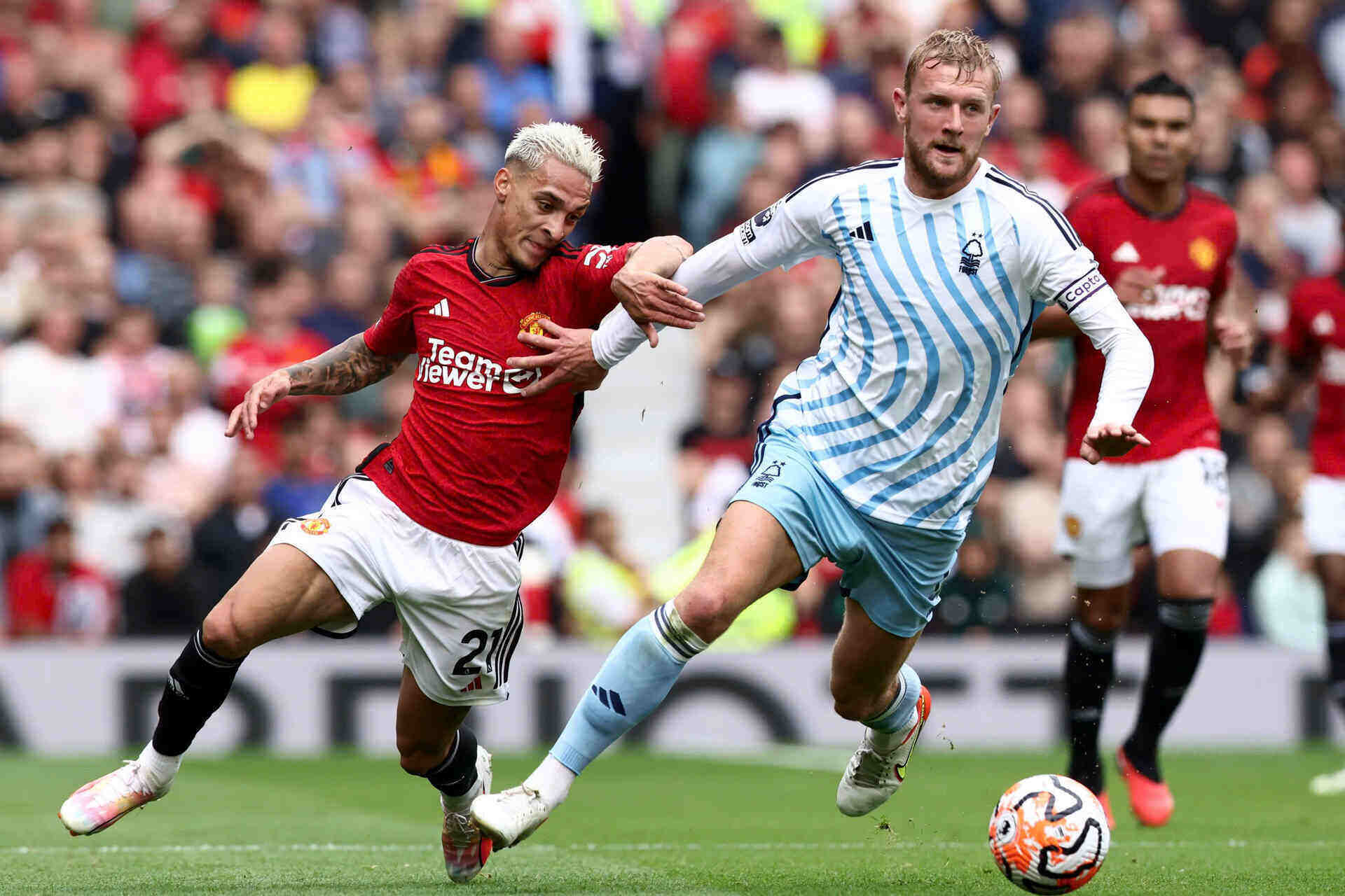 Dinh gia cua Man United cho Antony duong nhu la qua cao. Anh: AFP
