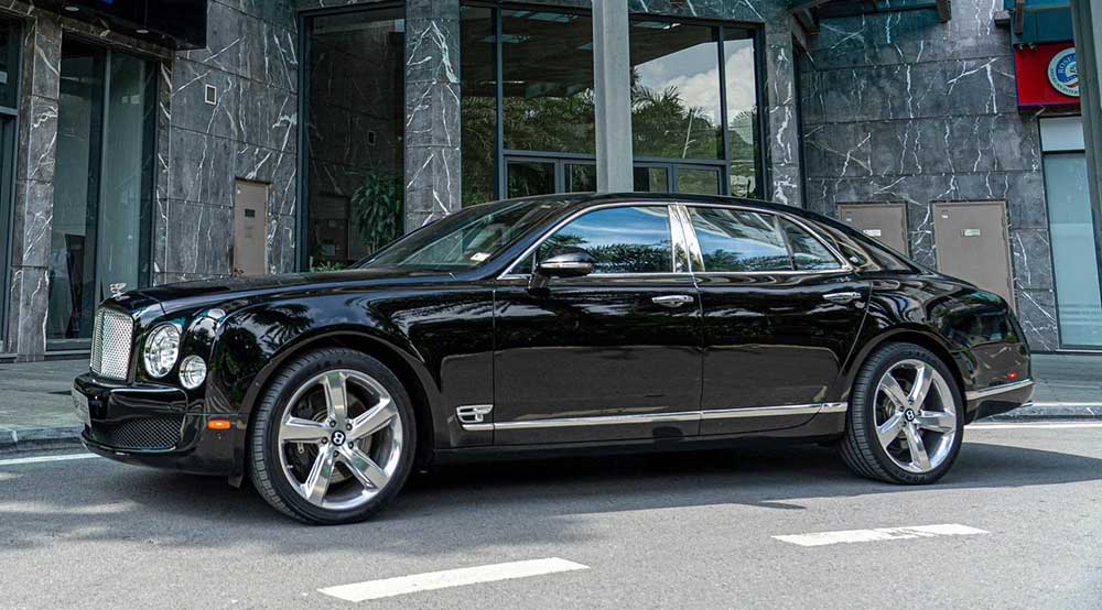 La edicion Bentley Mulsanne Le Mans en Vietnam tiene un numero 22 de 48 unidades producidas en todo el mundo. Foto: Hung Vu