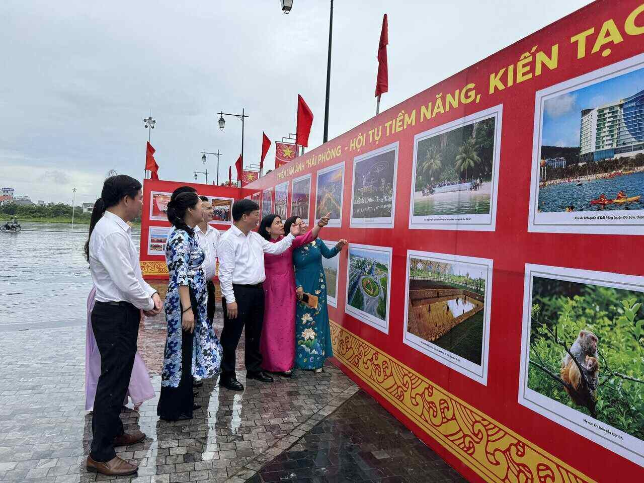 Hai Duong - Hai Phong opens a large-scale cultural and economic exhibition after the merger. Photo: Hai Duong Provincial Portal