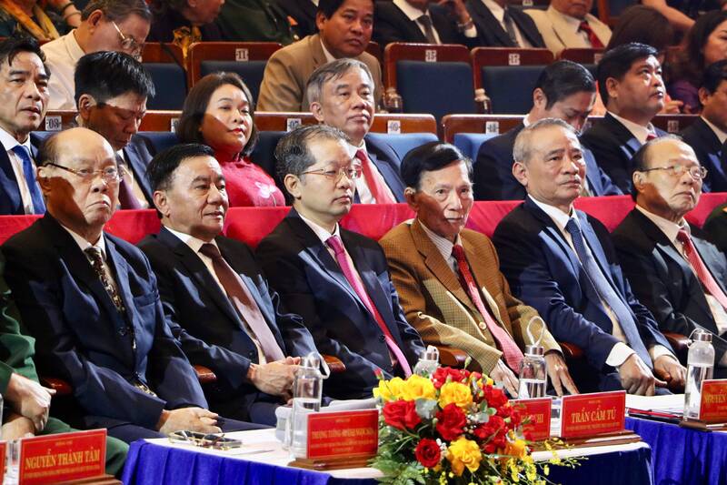 Cac dai bieu tham du. Anh: Hoang Bin