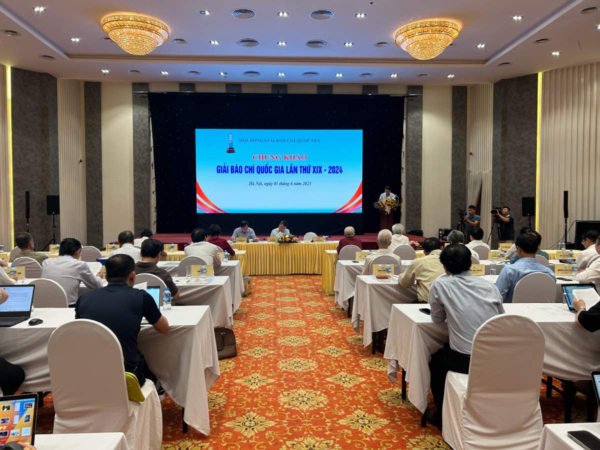 Overview of the opening ceremony of the 19th National Press Awards final round. Photo: Huong Nha