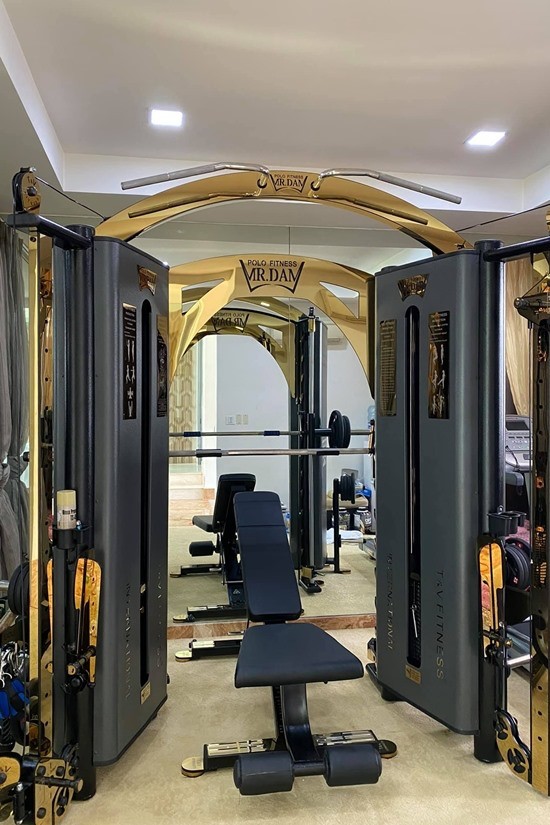 Khu tap gym.