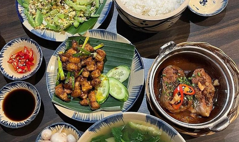 Thuc don tu 90.000 - 150.000 dong/mon khien thuc khach goi day la quan “com que gia thanh pho“. Anh: Tripadvisor