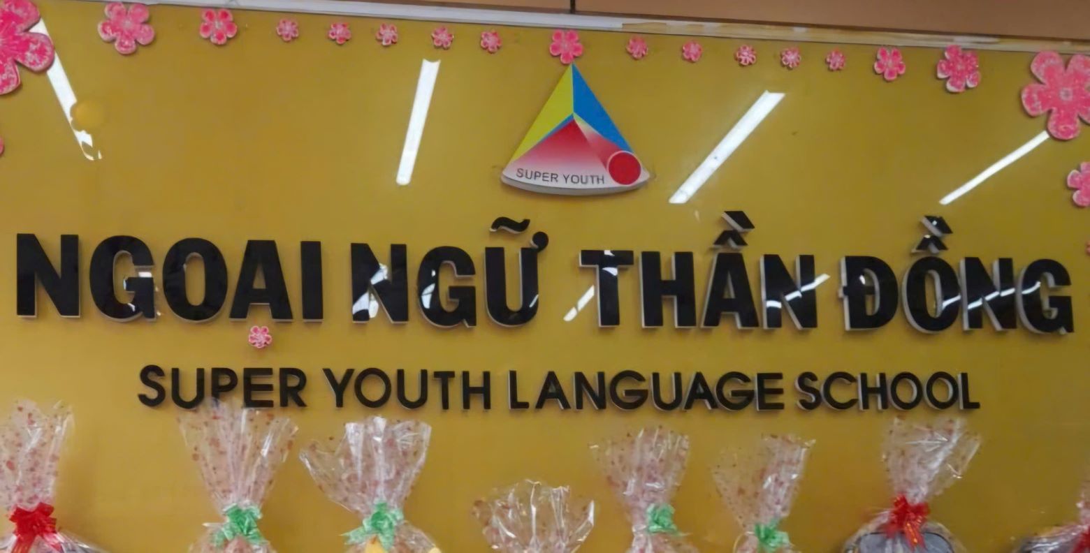 Than Dong 8 Foreign Language Center (address 1,232, Quang Trung Street, Ward 8, Go Vap District) was proposed to stop operations. Photo: Duong My