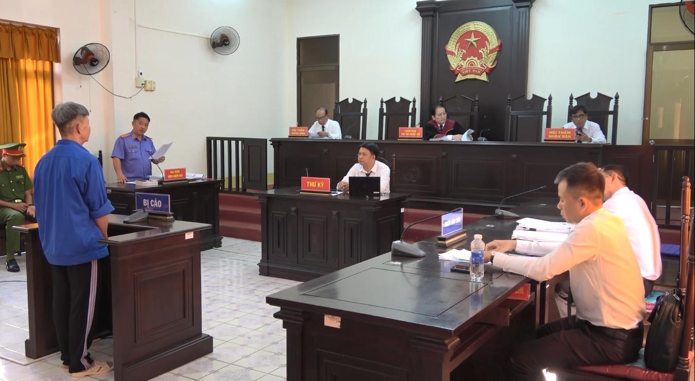 Thanh se ha apropiado de dinero de los hogares que participan en el cultivo de arroz en cooperativas.