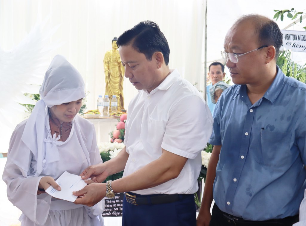 Anh: Thanh Nhan