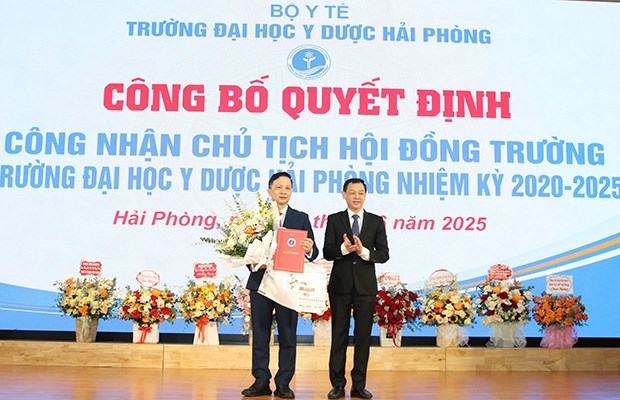 Công bố Chủ tịch Hội đồng Trường Đại học Y Dược Hải Phòng