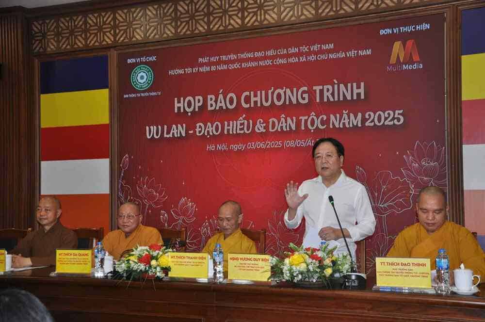 Ban tổ chức công bố nhiều hoạt động nằm trong khuôn khổ chương trình "Vu Lan - Đạo hiếu & Dân tộc năm 2025". Ảnh: Ban tổ chức cung cấp