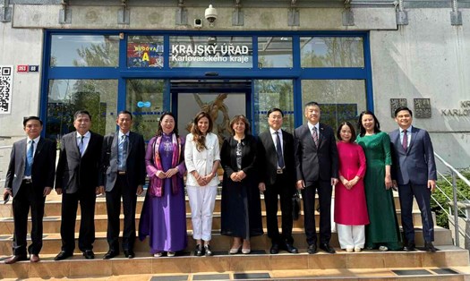 Quảng Bình đẩy mạnh quảng bá du lịch, xúc tiến đầu tư tại Cộng hòa Séc. Ảnh Thanh An