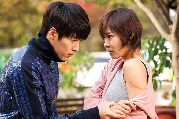 Hyun Bin va Ha Ji Won trong bo phim “Khu vuon bi mat”