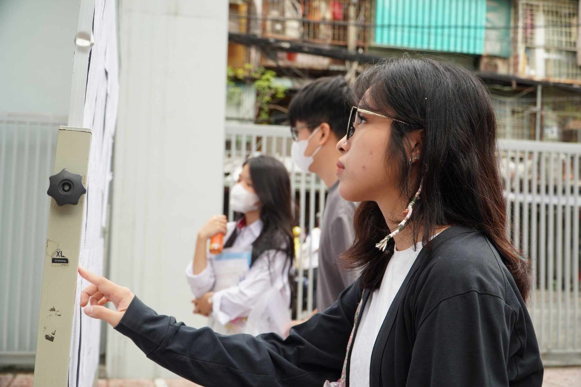 Candidates taking the 2024 high school graduation exam. Photo: Van Trang