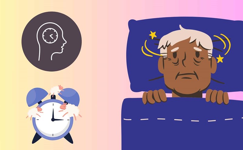 Establishing a regular lifestyle and an ideal sleeping environment is a simple way to help the elderly improve insomnia. Photo: Huyen Trang