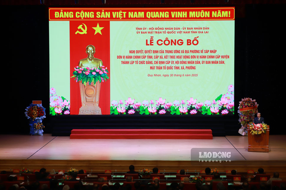 Quang canh buoi le. Anh: Hoai Phuong