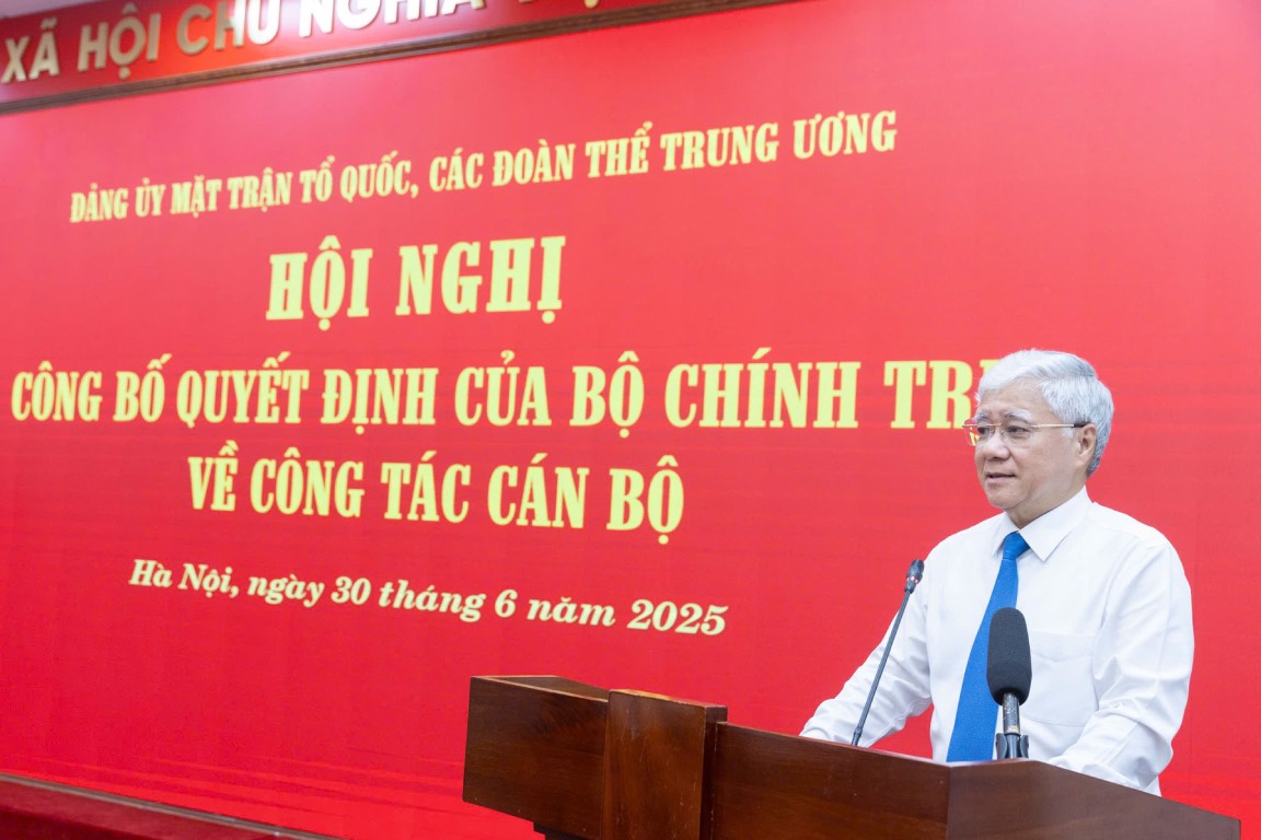 Chu tich Uy ban Trung uong MTTQ Viet Nam Do Van Chien phat bieu tai hoi nghi. Anh: Bao Han