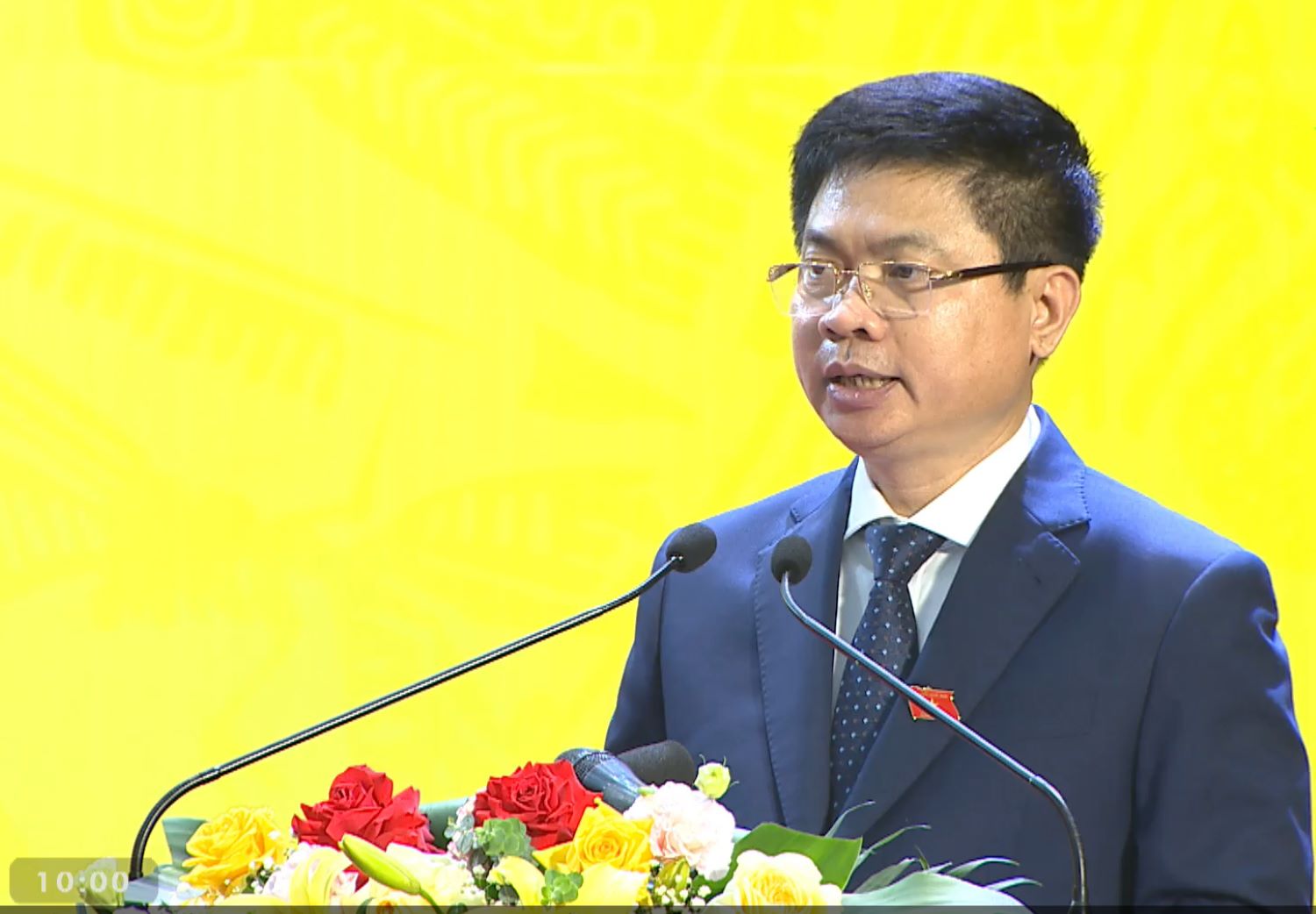 Dong chi Truong Quoc Huy - Bi thu Tinh uy Ninh Binh moi phat bieu tai buoi le. Anh: Xuan Hung