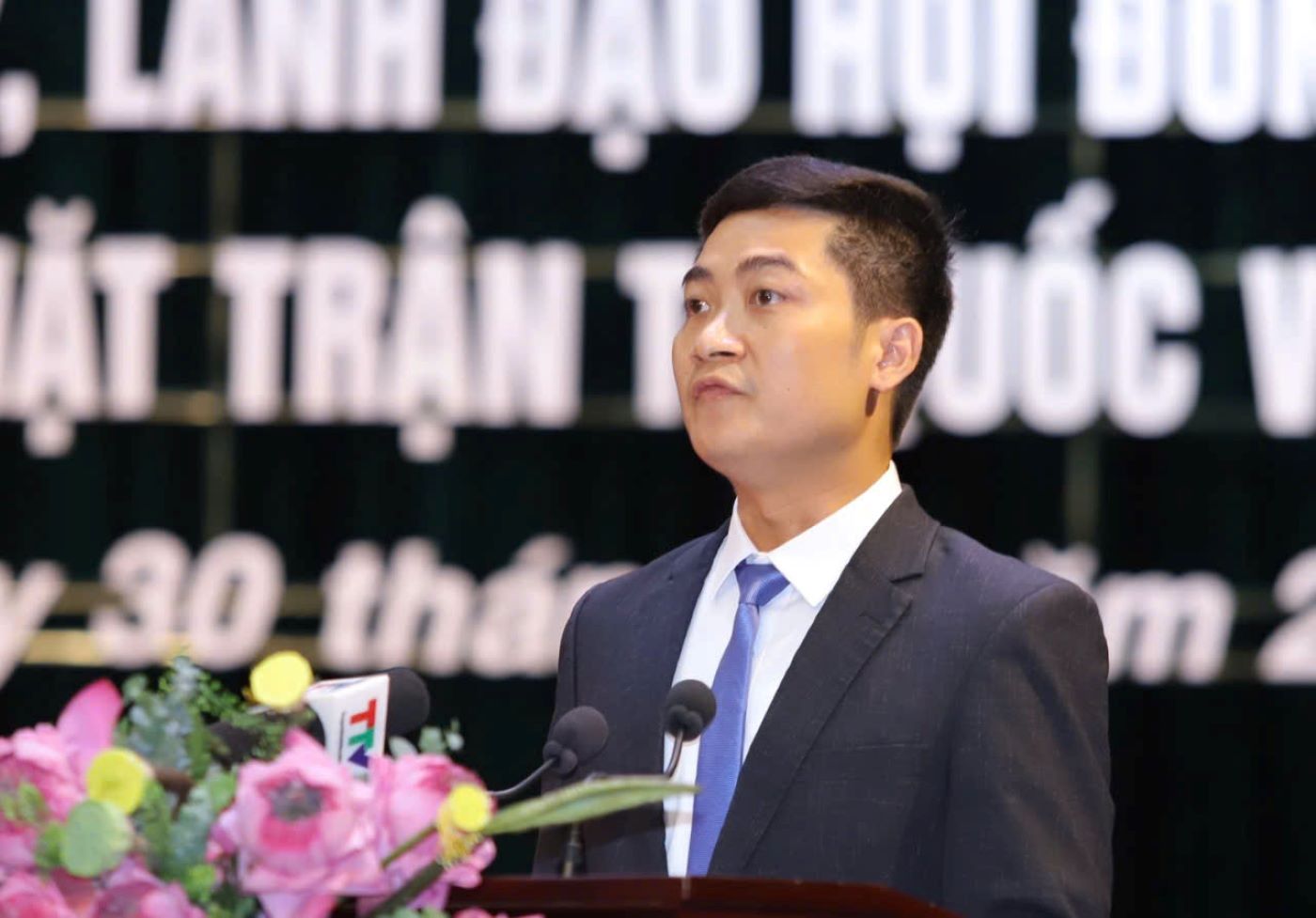 Associate Professor, Dr. Doan Van Truong - new Secretary of Pu Nhi Commune, Thanh Hoa. Photo: Xuan Hung