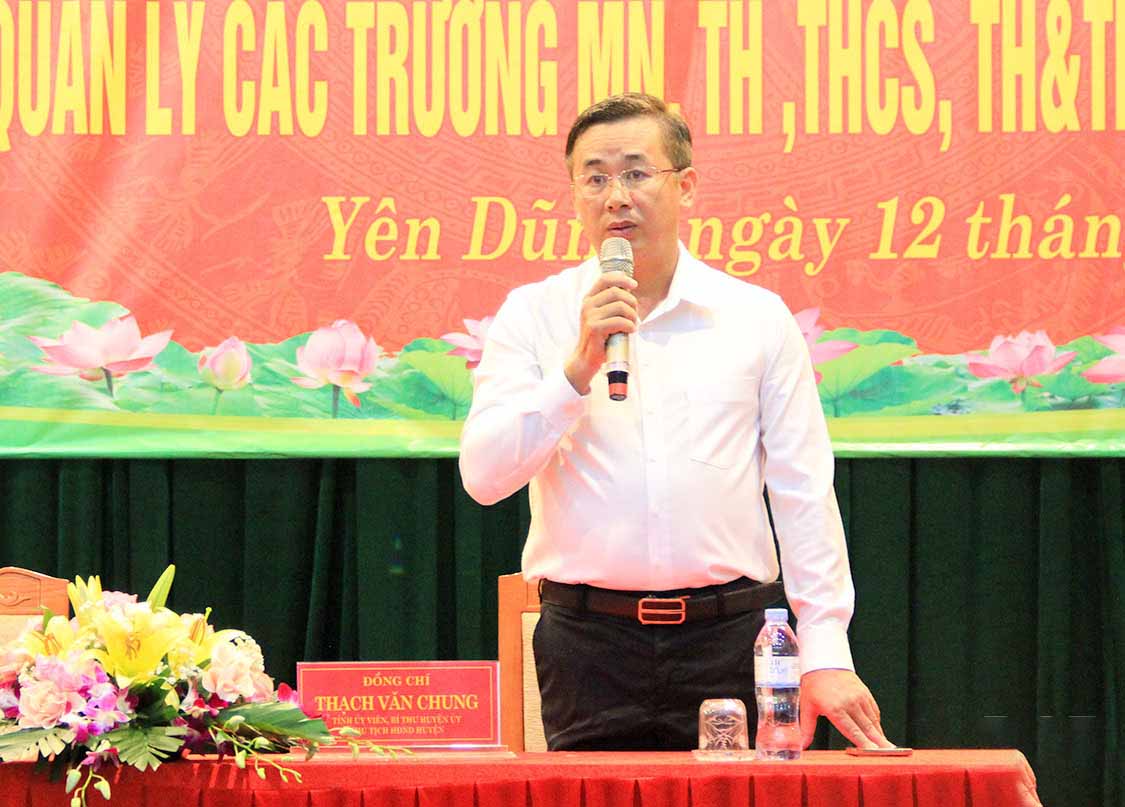 Thach Van Chung 동지 - Bac Ninh 성 노동 연맹 위원장 (신규). 사진: Bac Giang 전자 정보 포털