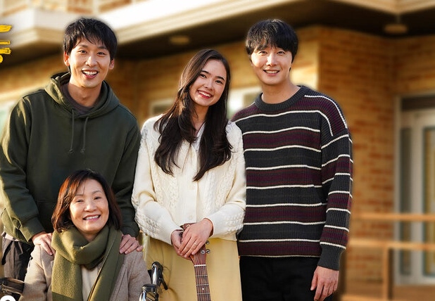 The movie "Mother leaves" is scheduled to be released in August. Photo: Producer.