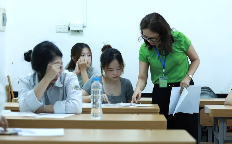 Candidates taking the 2025 high school graduation exam. Photo: Hai Nguyen