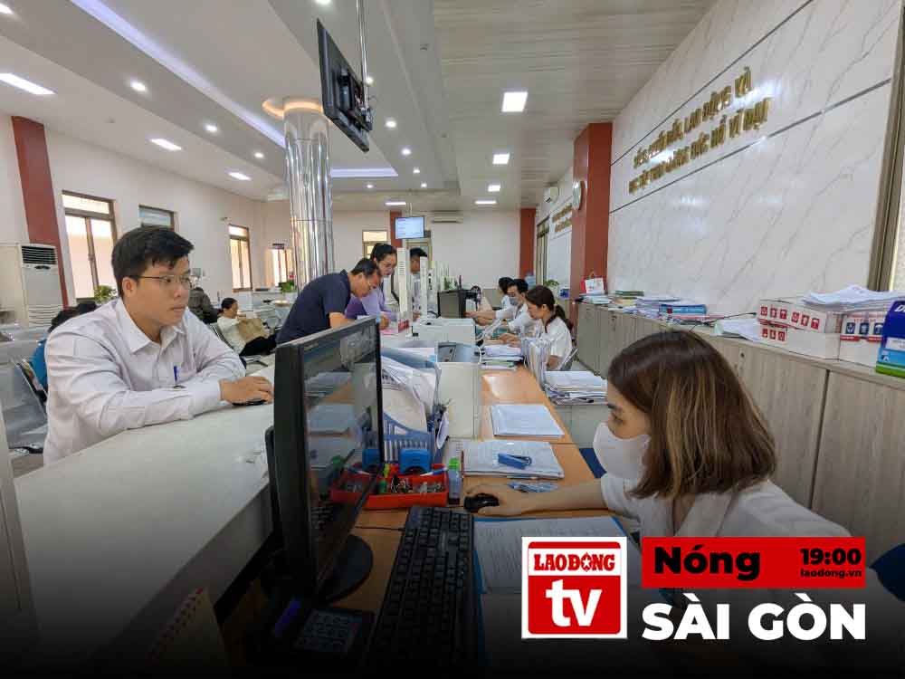 ホットニュースサイゴン:ホーチミン市は、両レベルの政府が活動する際の新たな任務を遂行するために高い決意