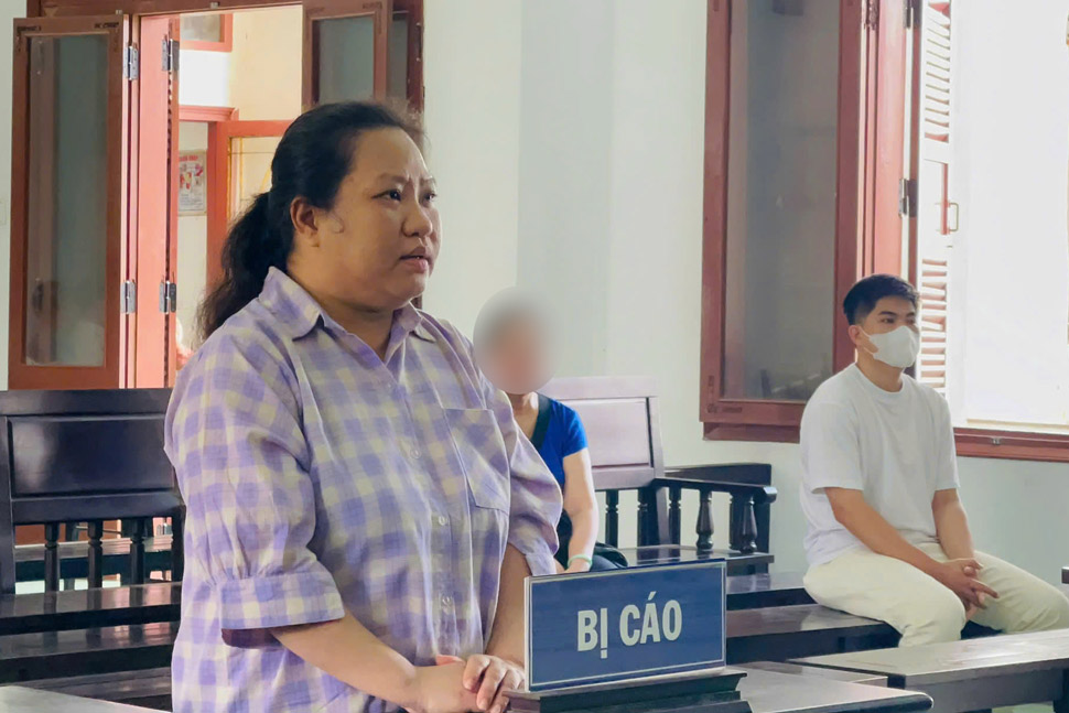 Bị cáo Trần Ngọc Hạ Quỳnh tại TAND tỉnh Phú Yên. Ảnh: Thế Minh