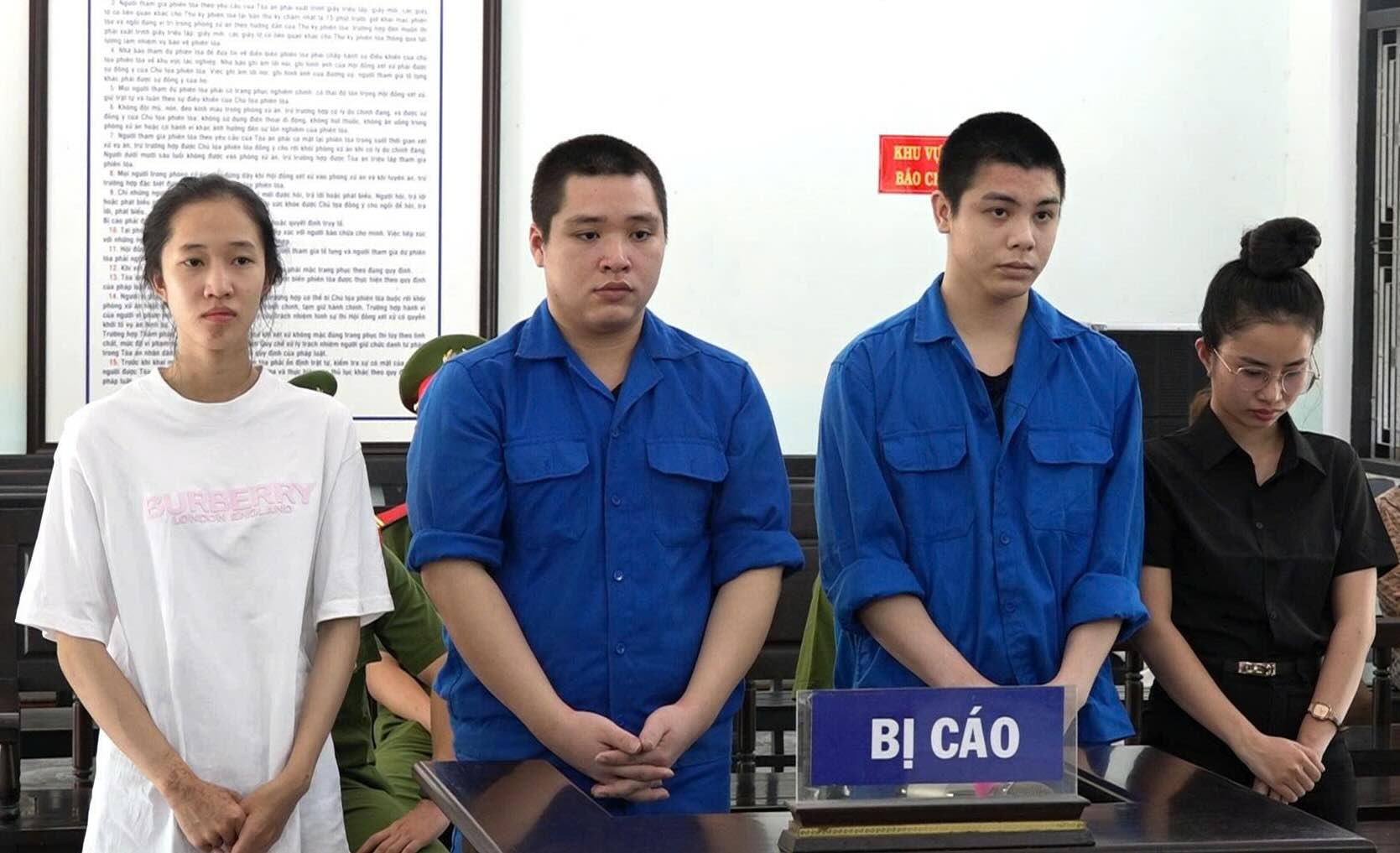 캄보디아에서 사기 조직에 넘겨진 미성년자 유혹.