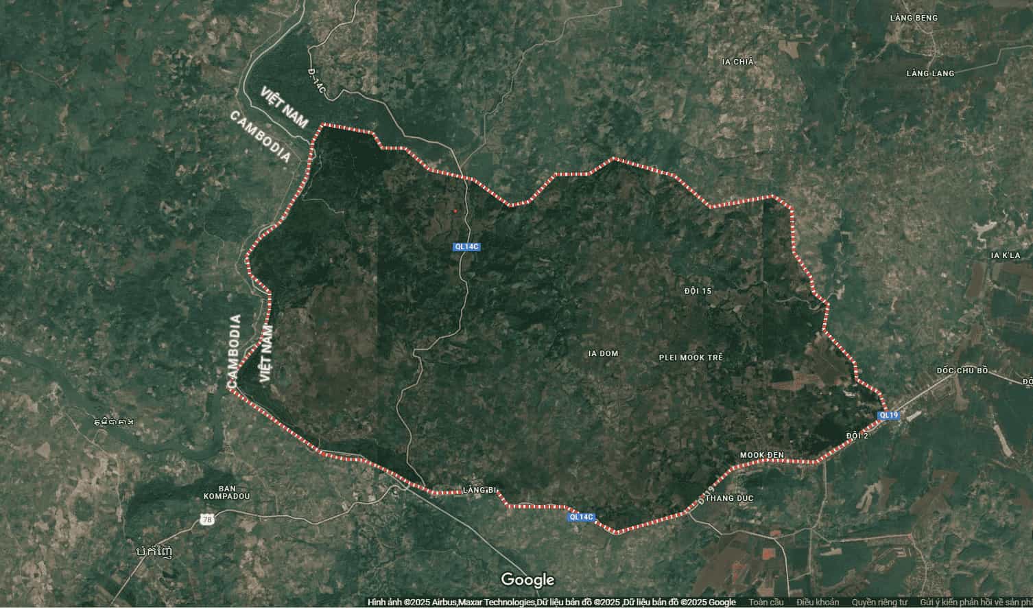 Xa Ia Dom nam o khu vuc bien gioi giap Campuchia. Anh: Google Maps