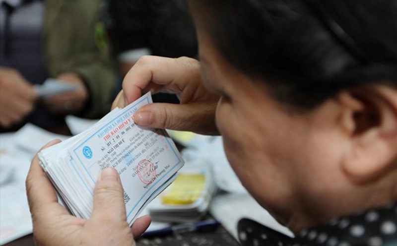 Health insurance participants can register for initial medical examination and treatment at any medical facility in the health insurance system nationwide. Photo: Hai Nguyen