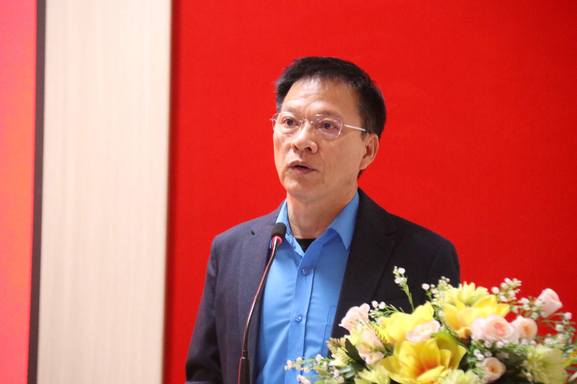 M. Phan Thanh Liem est president de la Federation du travail Khanh HOA a partir de 1,7.2025. Photo: Phuong Linh