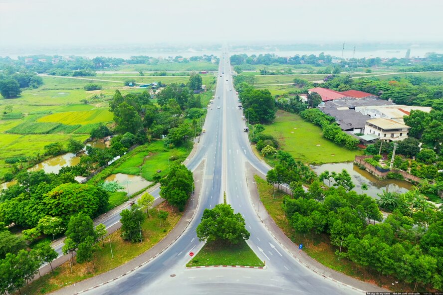 Cau Vinh Thinh giu ky luc la cau vuot song dai nhat Viet Nam. Anh: Hai Giang.