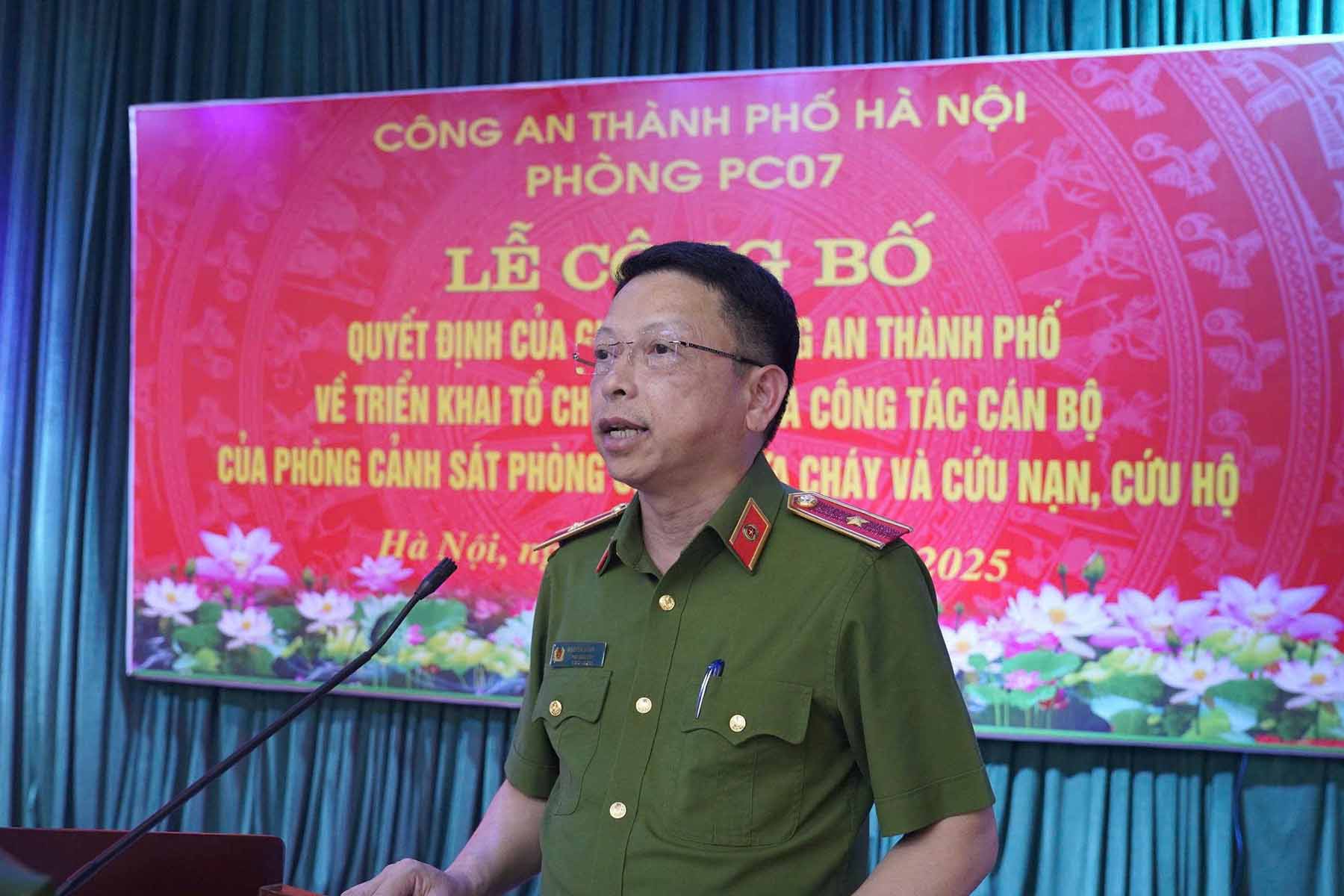 Thieu tuong Nguyen Hong Ky, Pho Giam doc Cong an Ha Noi phat bieu tai buoi le. Anh: Cong an Ha Noi
