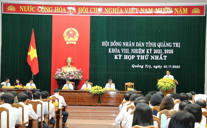 The People's Council of Quang Tri province held its first session after the merger. Photo: Cong Sang