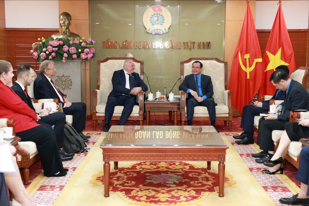 Toan canh buoi tiep. Anh: Hai Nguyen 