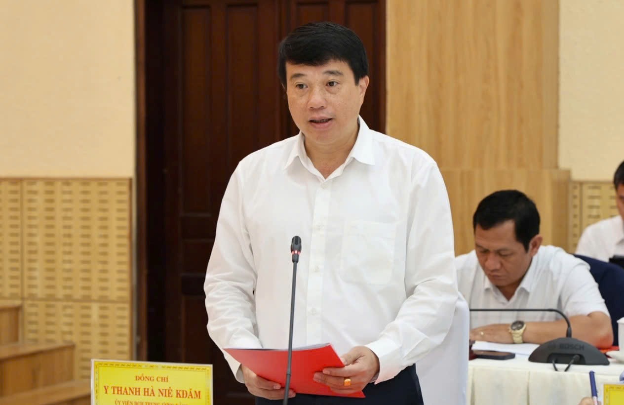 Mr. Y Thanh Ha Nie K dam - Secretary of Lam Dong Provincial Party Committee is Head of the Steering Committee for the Merger of Lam Dong, Binh Thuan and Dak Nong provinces. Photo: Lam Hong