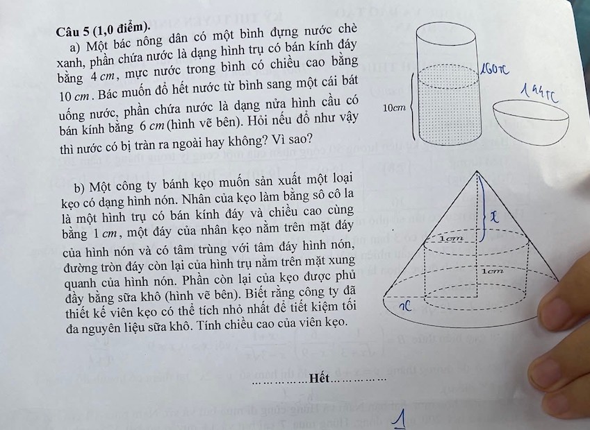 De thi chinh thuc mon Toan vao lop 10 tinh Nghe An nam 2025. Anh: Thuy Linh