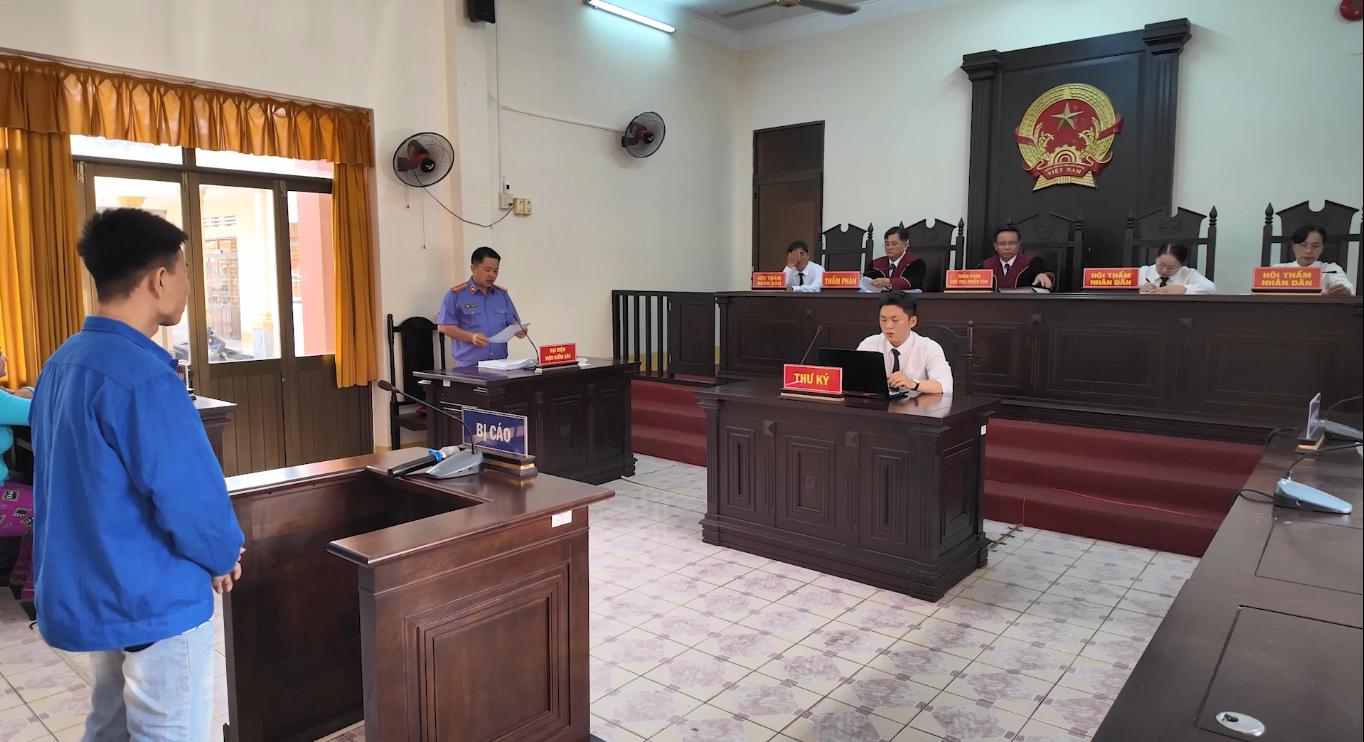 Hoang stabbed his gaming friend to death.