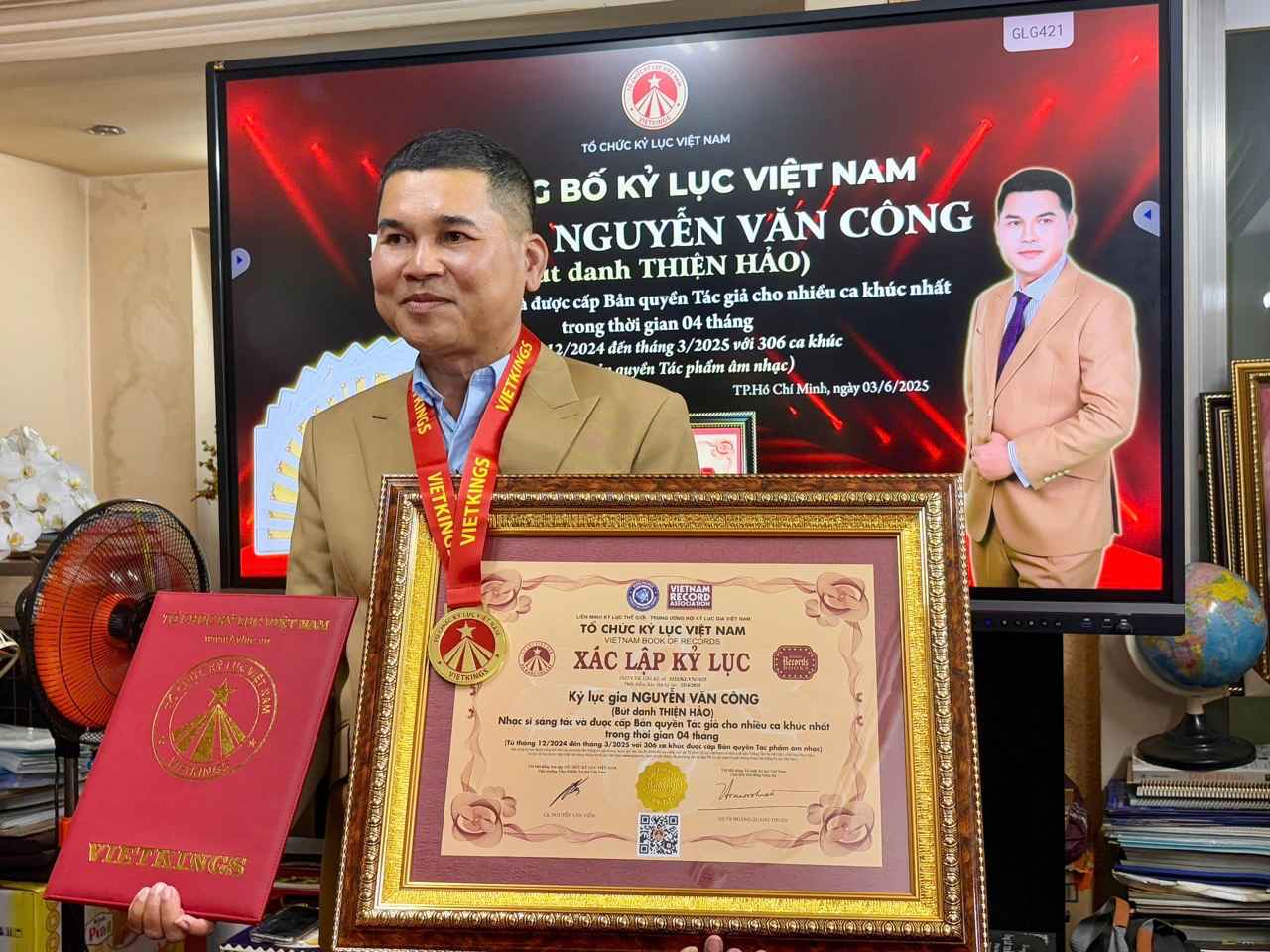 Anh: Nhac si cung cap.