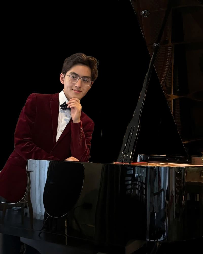Nghe si piano Luu Danh Khoi