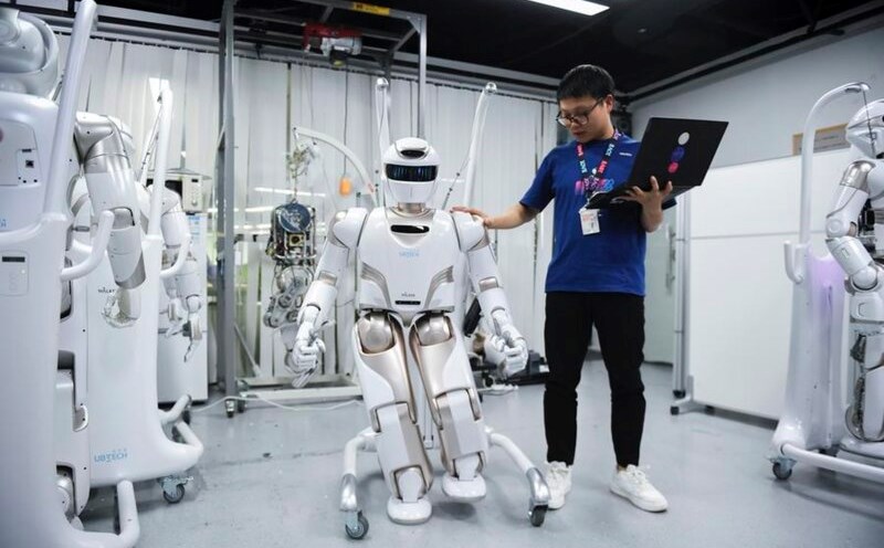 China's shape-shaped robot. Photo: Xinhua