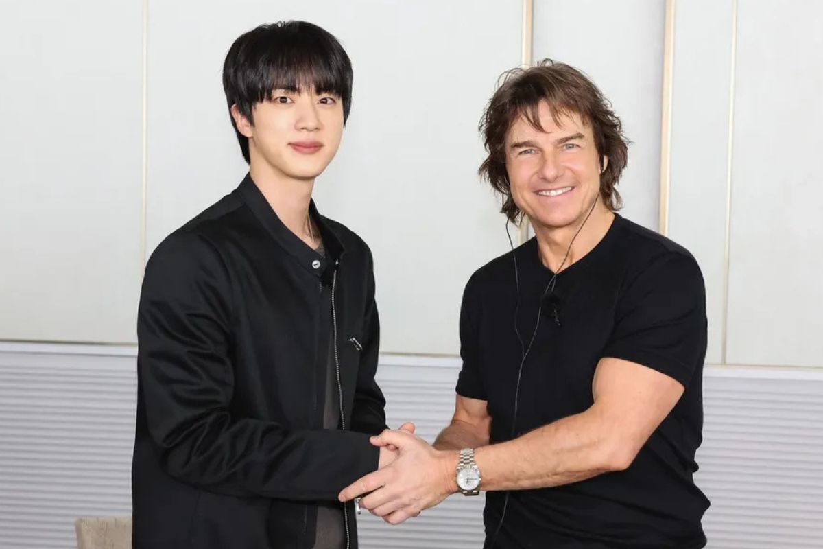 Tom Cruise tham gia chuong trinh giai tri tren YouTube cua Jin (BTS). Anh: BangtanTV/Big Hit Music