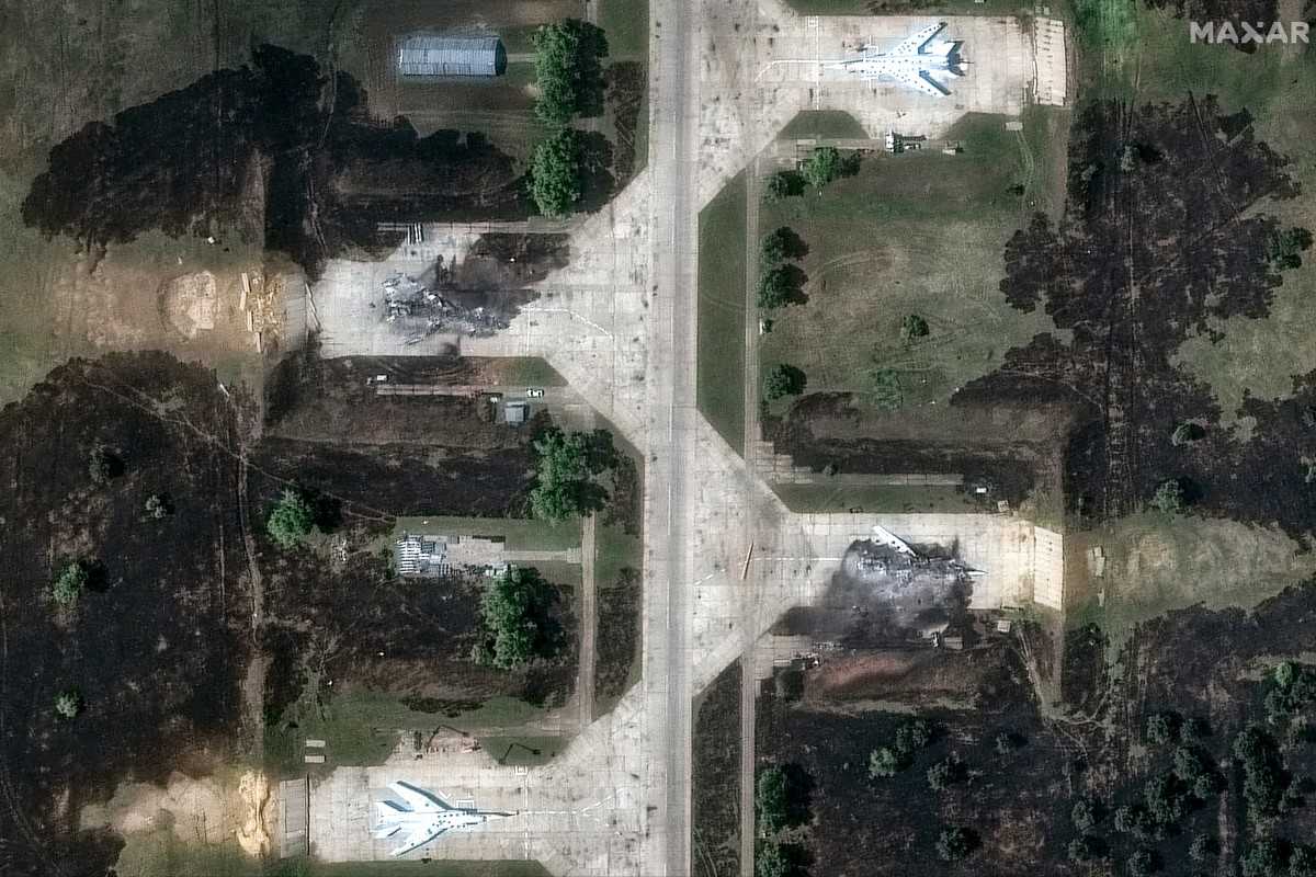 La foto satelital publicada por Maxar el 4.6.2025 mostro que los bombarderos nucleares estrategicos de TU-22 rusos en la Base Aerea Belaya, la region de Irkutsk. Foto: AFP