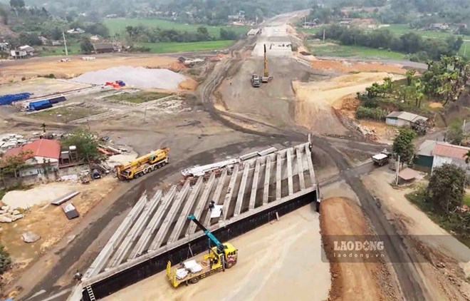 Hà Giang nâng tốc độ tuyến cao tốc đầu tiên lên 100km/h
