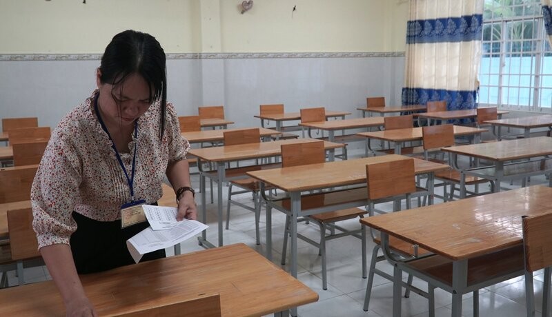 Riesgo de plata para la mejor preparacion para el examen de graduacion de la escuela secundaria en 2025. Foto: Nhat Ho